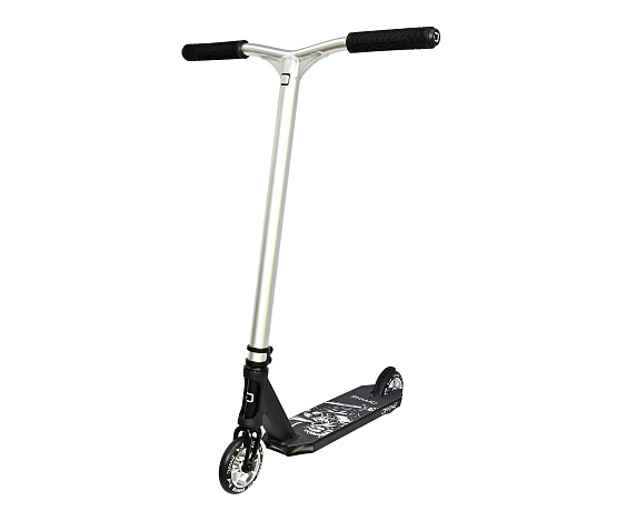 Zephyr M stříbrná freestyle koloběžka Zephyr M stříbrná freestyle koloběžka
