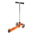 Micro Mini Classic Orange dětská tříkolečková koloběžka pro děti