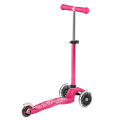 Koloběžka se svítícími kolečky pro holky Micro Mini DeLuxe Pink LED