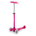 Růžová koloběžka pro holky se svítícími prvky Mini2grow Deluxe Magic LED Pink